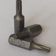 Бита Basic односторонняя CrV 25 мм T15